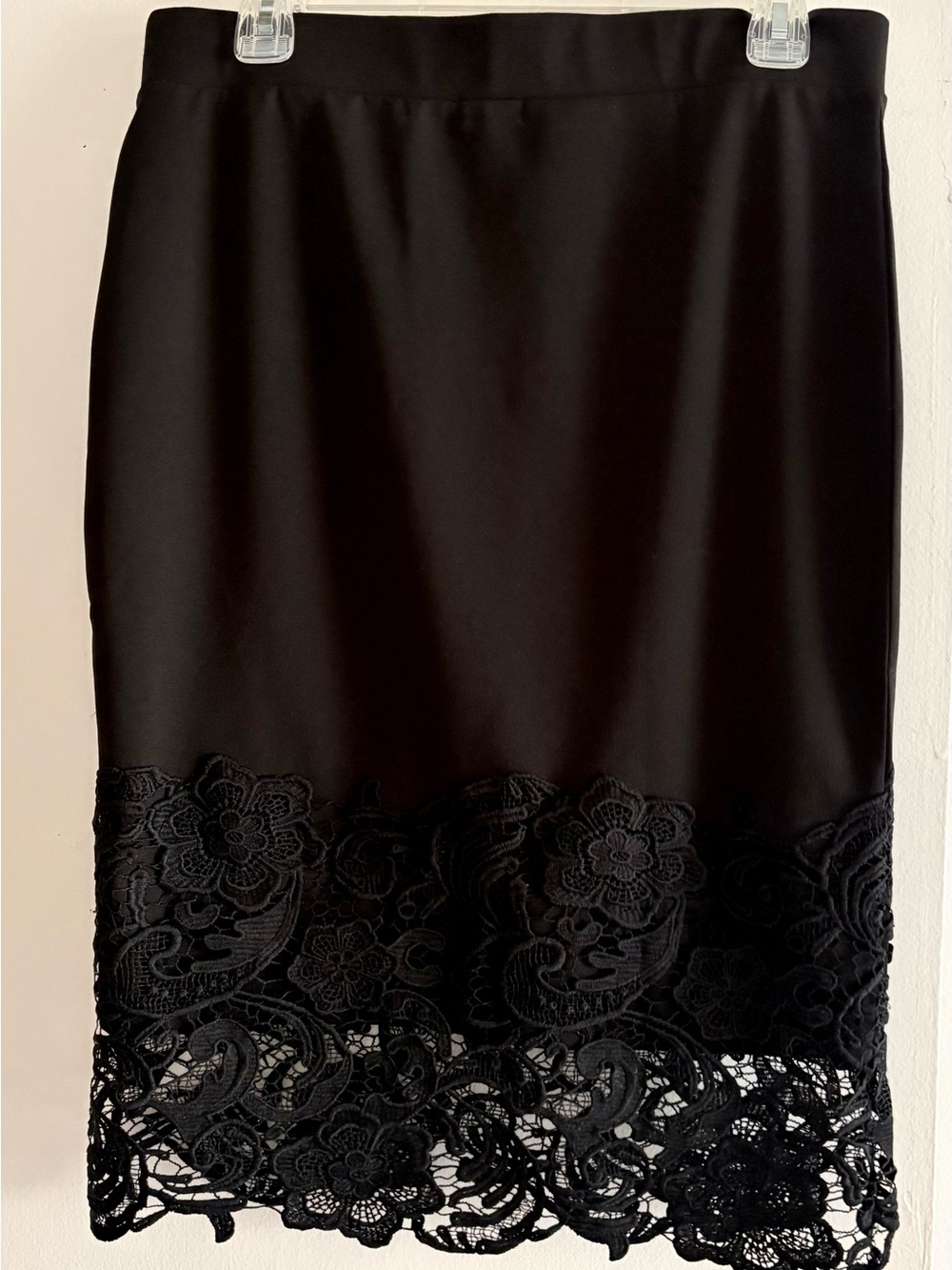Black Lace-Hem Pencil Skirt